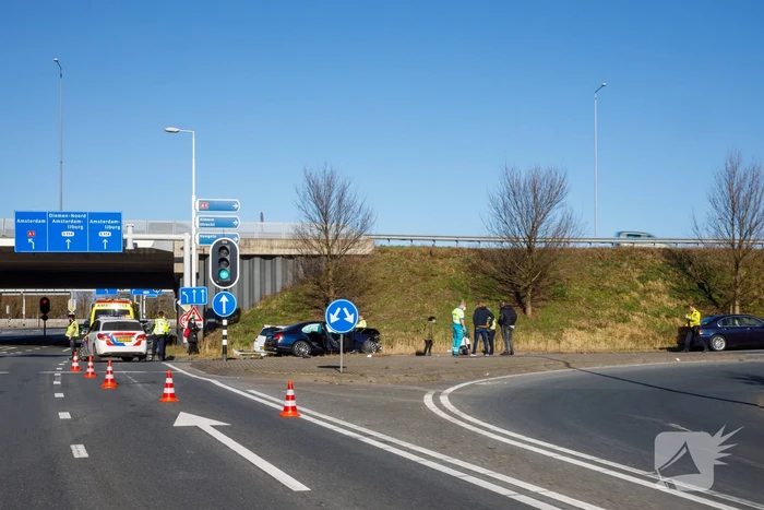 Meerdere gewonden na ongeval tussen taxi en personenauto
