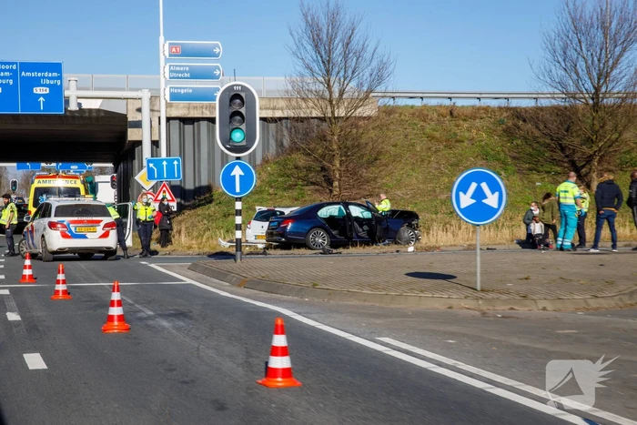 Meerdere gewonden na ongeval tussen taxi en personenauto