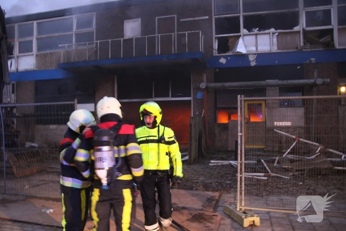 Flinke brand in leegstaand pand