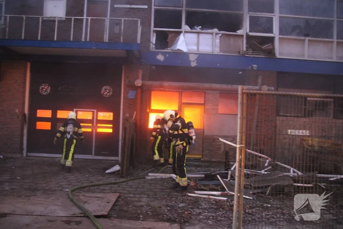 Flinke brand in leegstaand pand