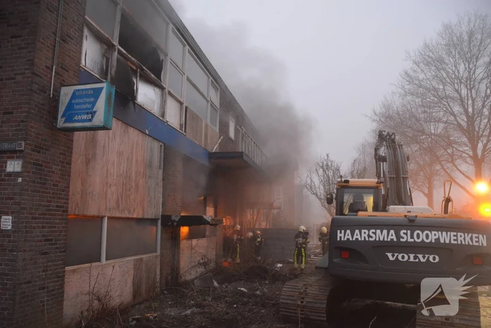 Flinke brand in leegstaand pand