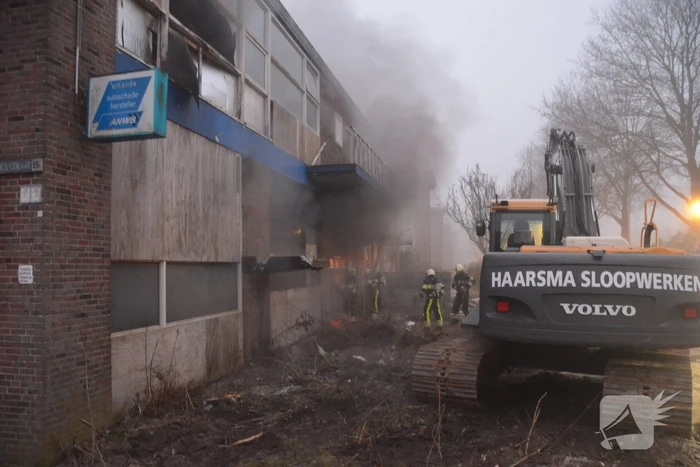 Flinke brand in leegstaand pand