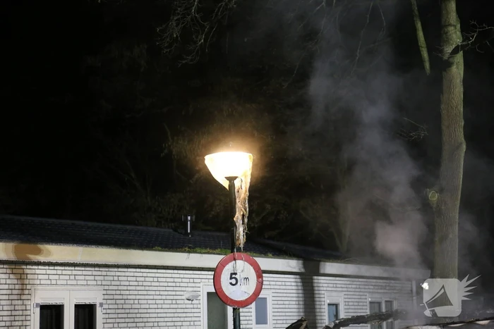 Caravan volledig verwoest door brand