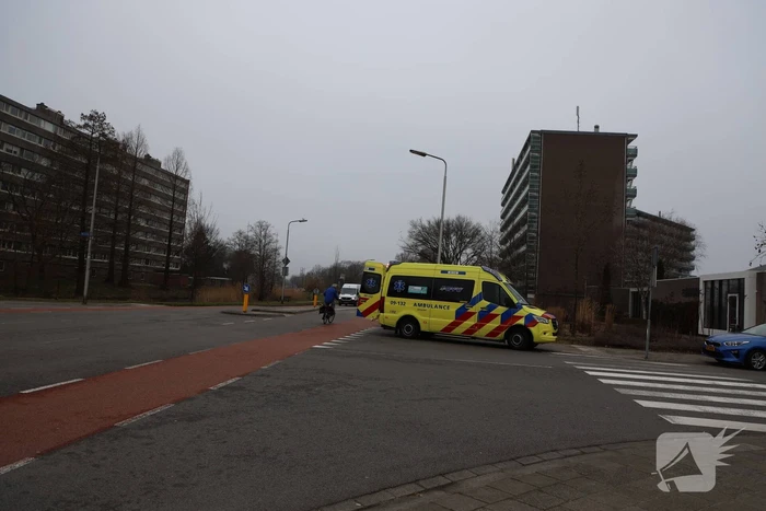 Scooterrijdster gewond na uitwijkmanoeuvre