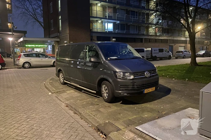 Overleden persoon aangetroffen in flatwoning