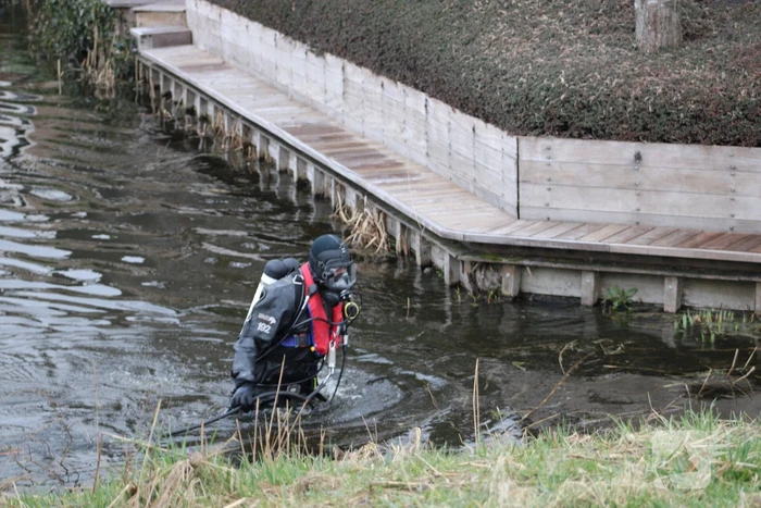 Zoektocht naar mogelijk een persoon te water