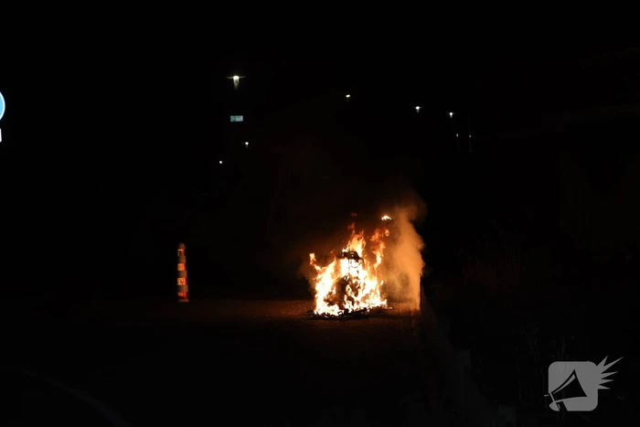 Wederom scooter verwoest door brand