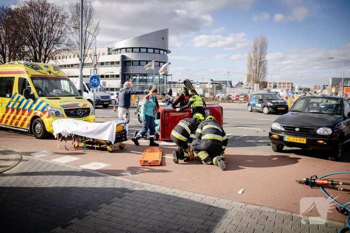 Bestuurder landt op zijn kant met Canta