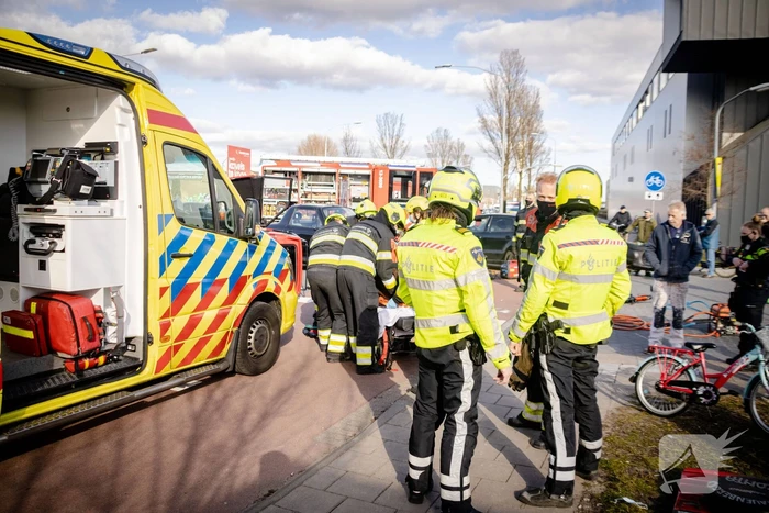 Bestuurder landt op zijn kant met Canta
