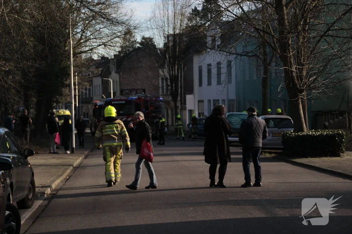 Veel rook bij grote brand in woning