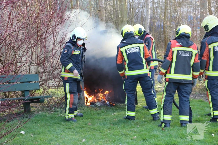 Brand in container snel geblust
