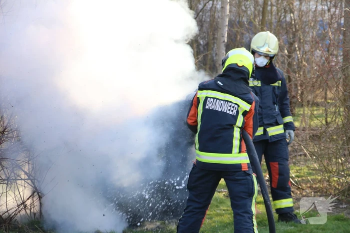 Brand in container snel geblust
