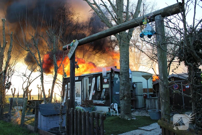 Flinke uitslaande brand in woning