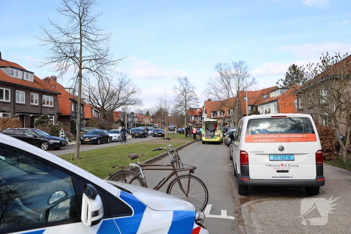Fietser gewond bij botsing met auto