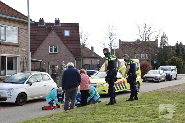 Fietser gewond bij botsing met auto