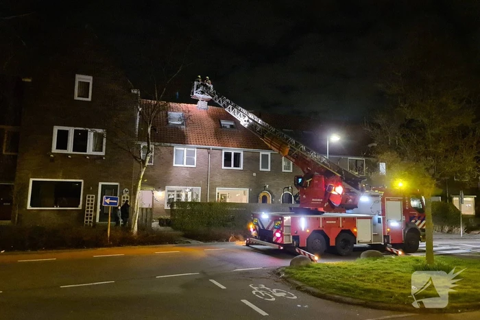 Brand in schoorsteen van woning