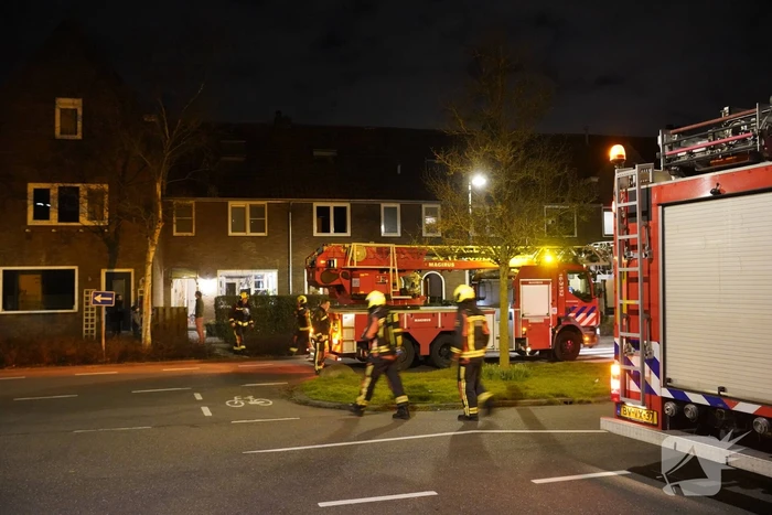 Brand in schoorsteen van woning