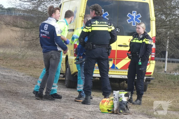 Gewonde na valpartij met motor op crossterrein