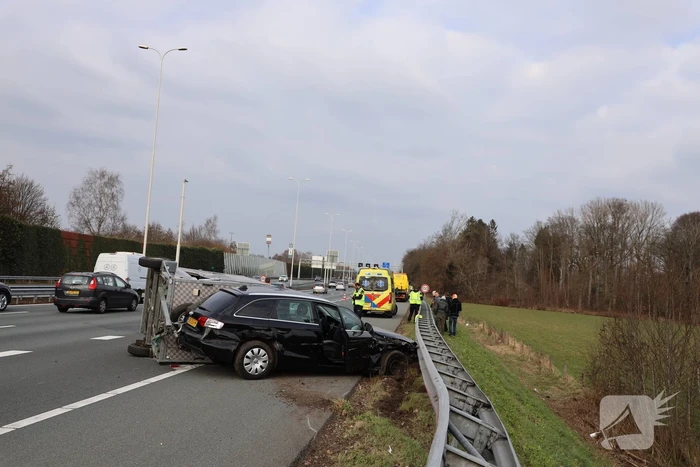 Aanhanger geschaard bij ongeval