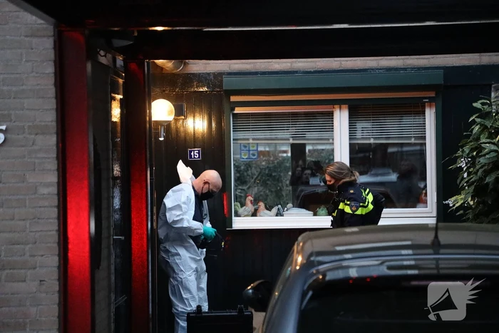Overleden persoon aangetroffen in woning