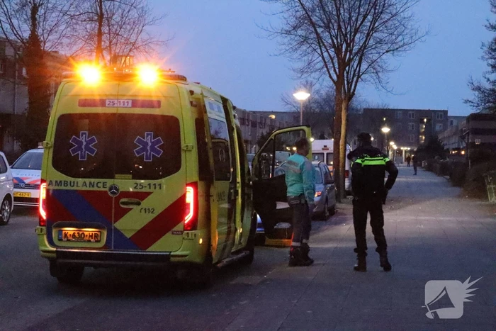 Brandweer blust kleine brand in woning
