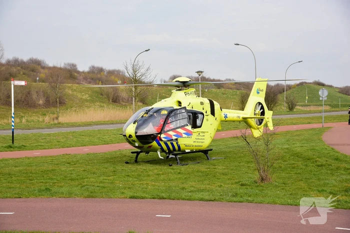 Man ernstig gewond na val van dak in Vrijheidsakker