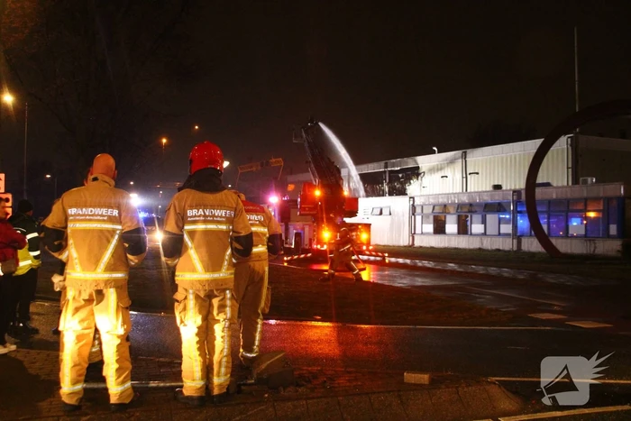 Uitslaande brand in Westelijk Havengebied