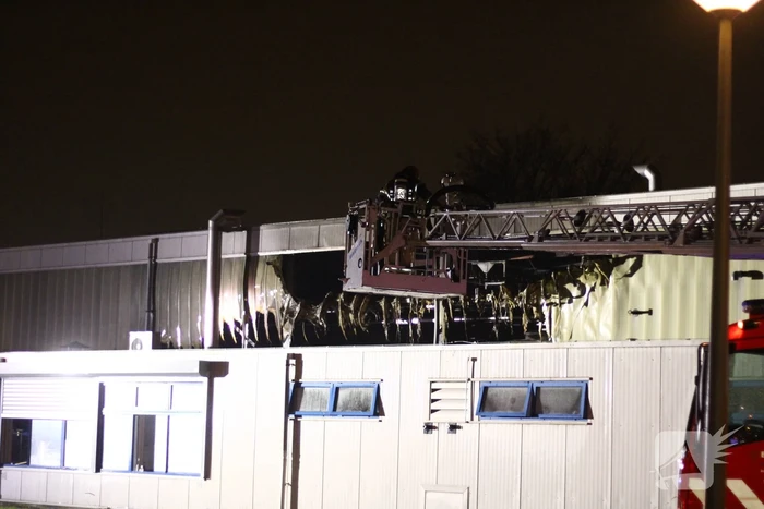 Uitslaande brand in Westelijk Havengebied