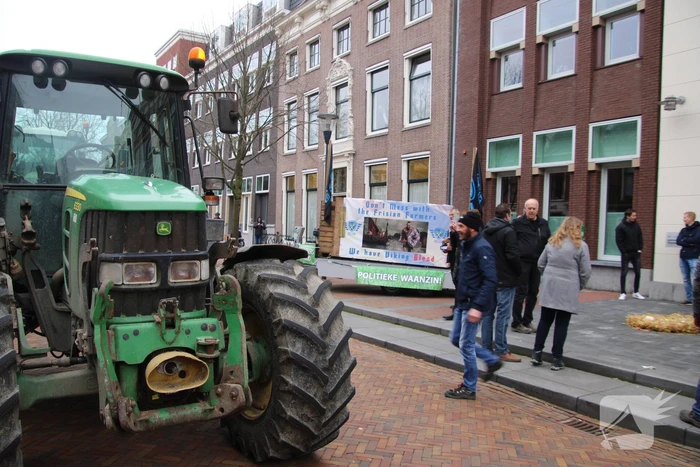 Boeren in actie tegen weidevogelplan