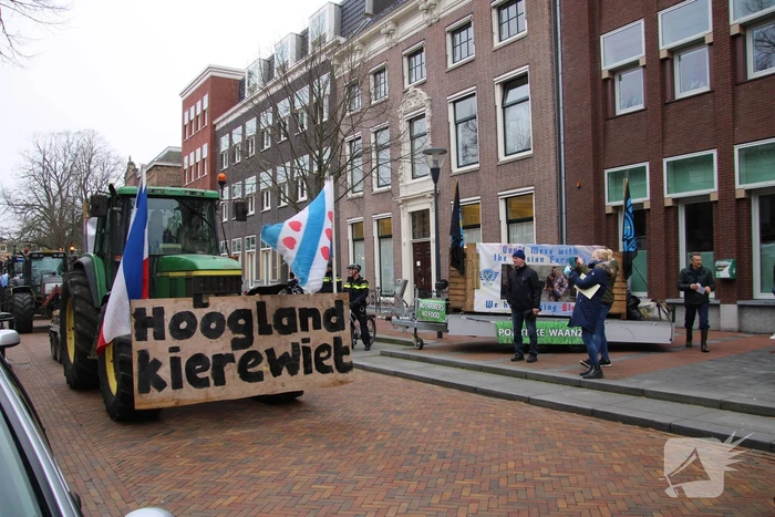 Boeren in actie tegen weidevogelplan