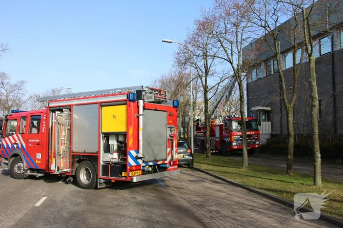 Gevelplaat losgewaaid door storm