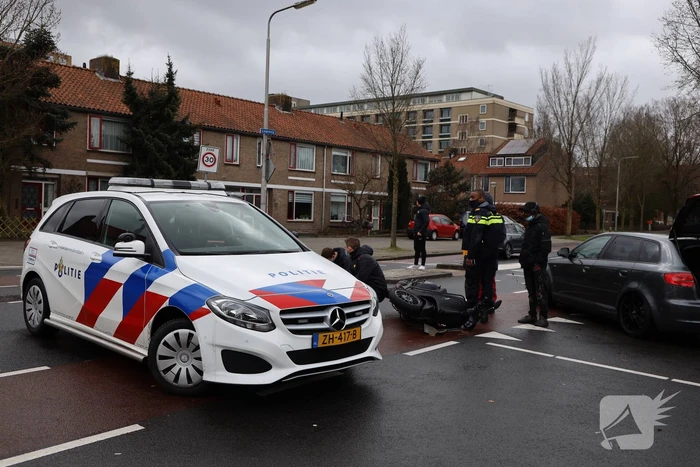 Brommerrijder gewond bij ongeval