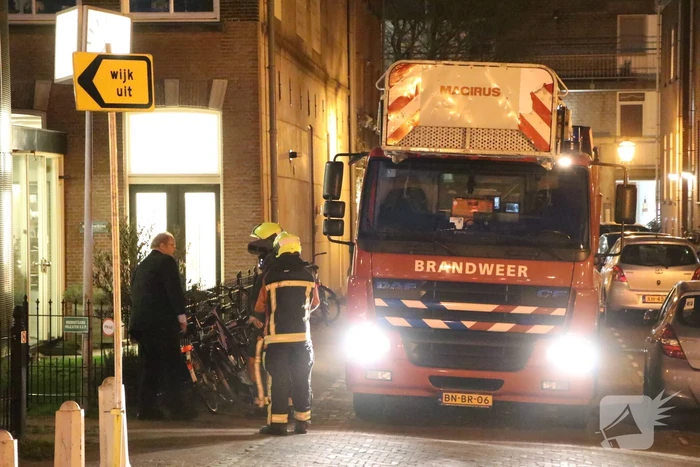Dakpannen waaien van dak af