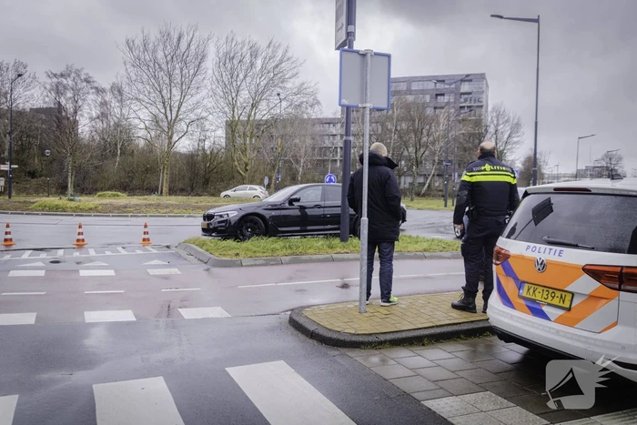 Maaltijd bezorger gewond bij aanrijding
