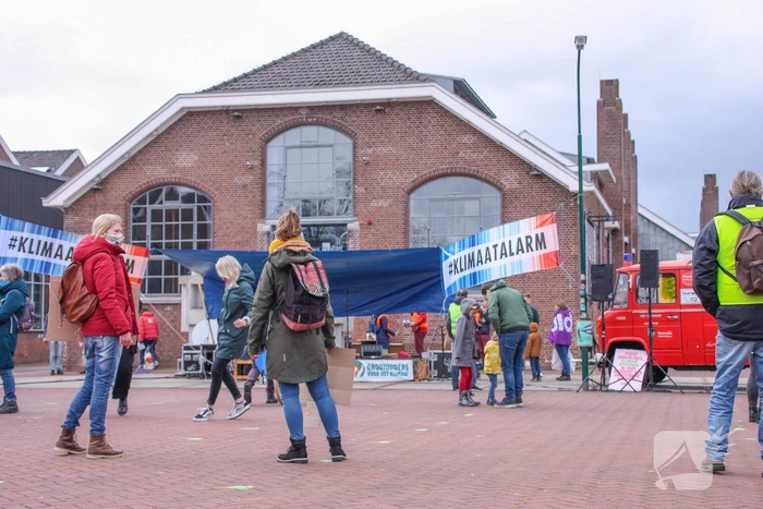 Klimaatdemonstratie bij Wagenwerkplaats
