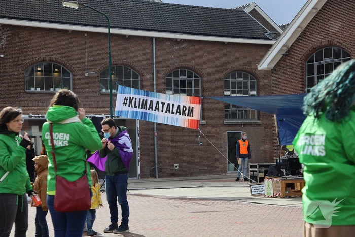 Klimaatdemonstratie bij Wagenwerkplaats