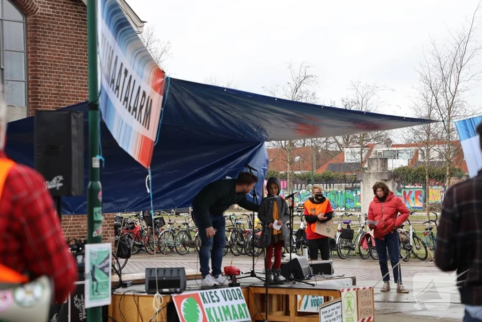 Klimaatdemonstratie bij Wagenwerkplaats