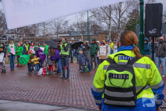 Klimaatdemonstratie bij Wagenwerkplaats