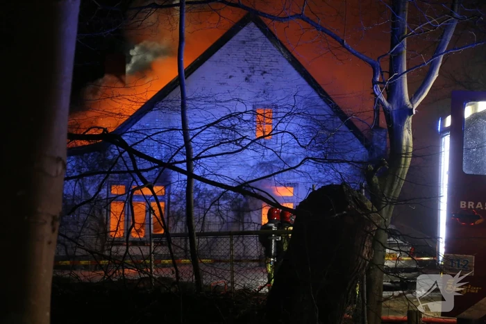 Woning verwoest door uitslaande brand