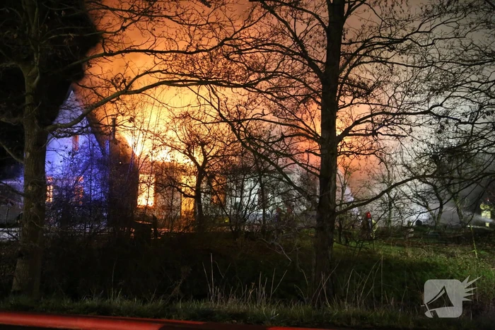 Woning verwoest door uitslaande brand