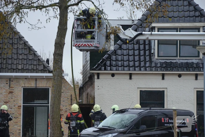 Woning vol rook bij brand