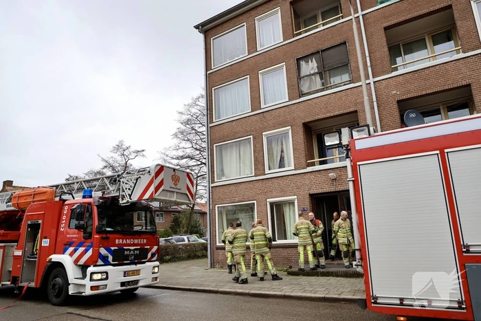 Pan op het vuur zorgt voor rookontwikkeling