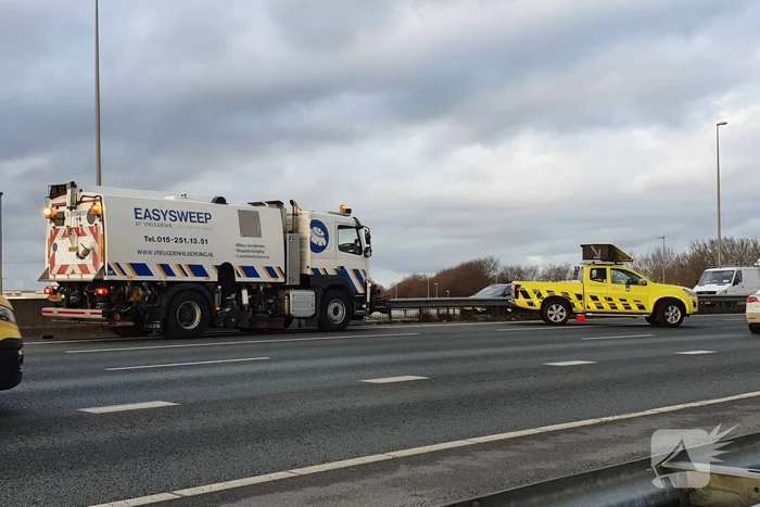 Snelweg dicht na ongeval met meerdere voertuigen