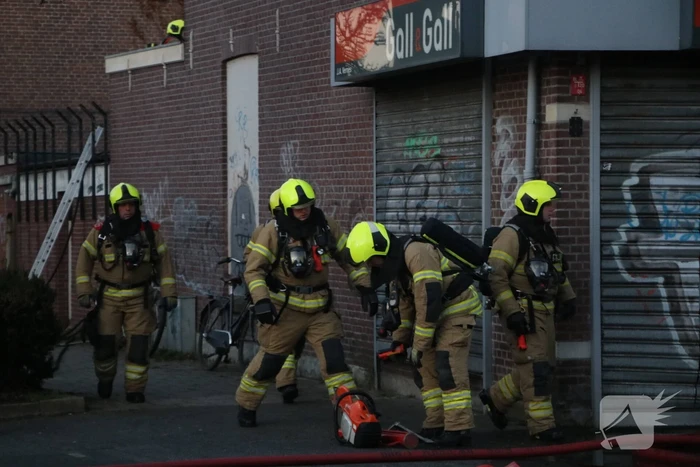 Grote uitslaande brand bij restaurant