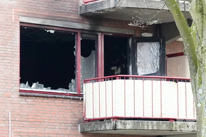 Enorme schade bij uitslaande woningbrand