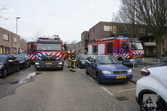 Enorme schade bij uitslaande woningbrand