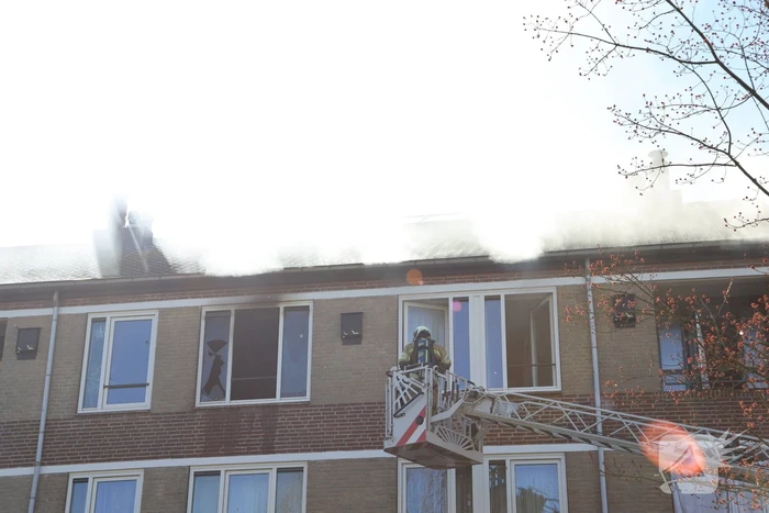 Brand in slaapkamer van flatwoning snel geblust