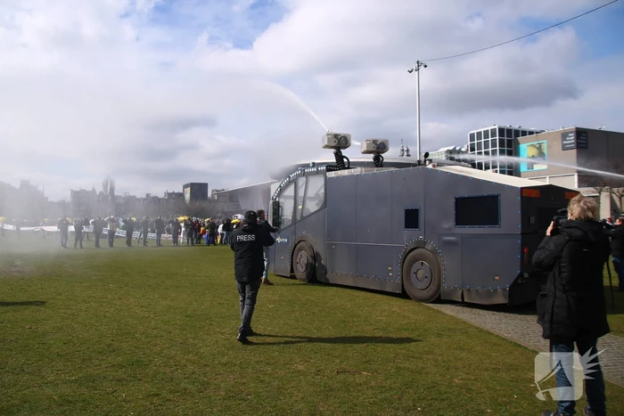 Honderden mensen demonstreren tegen coronamaatregelen