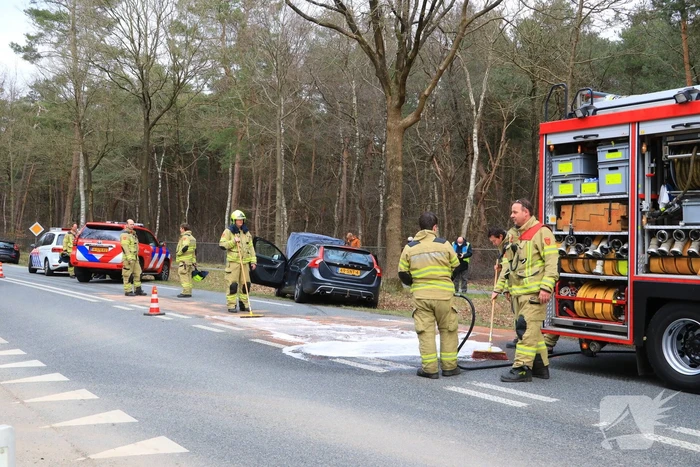 Auto botst op voorganger
