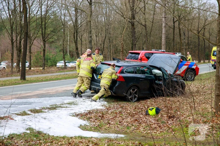 Auto botst op voorganger